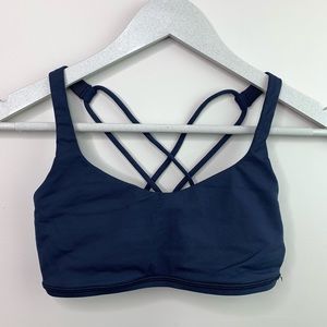 Lululemon Free To Be Bra size4